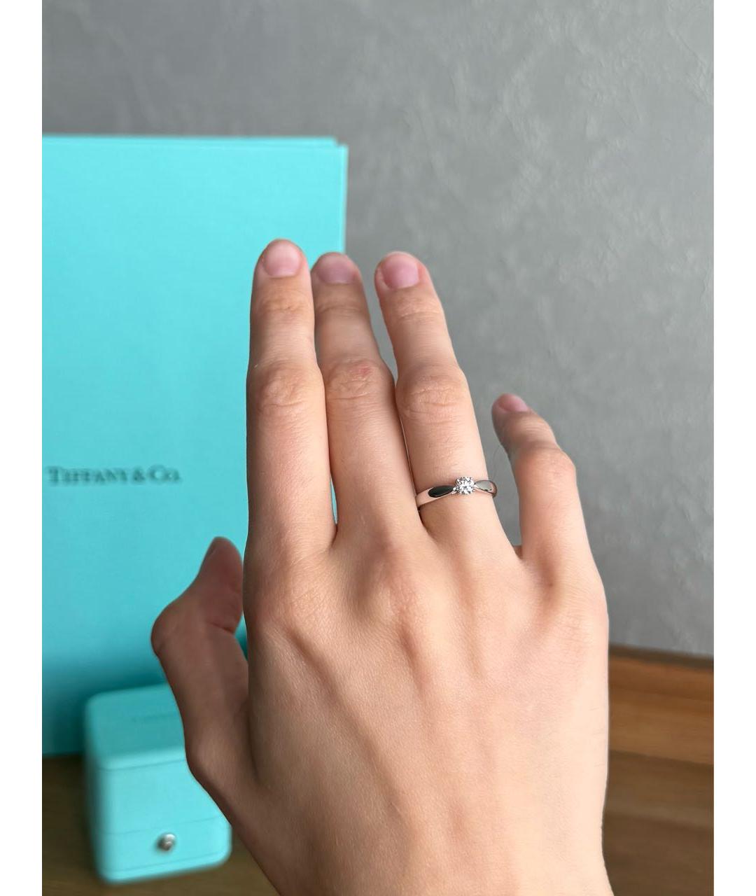 TIFFANY&CO Белое платиновое кольцо, фото 2