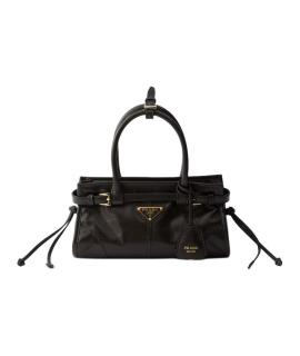 PRADA Сумка через плечо