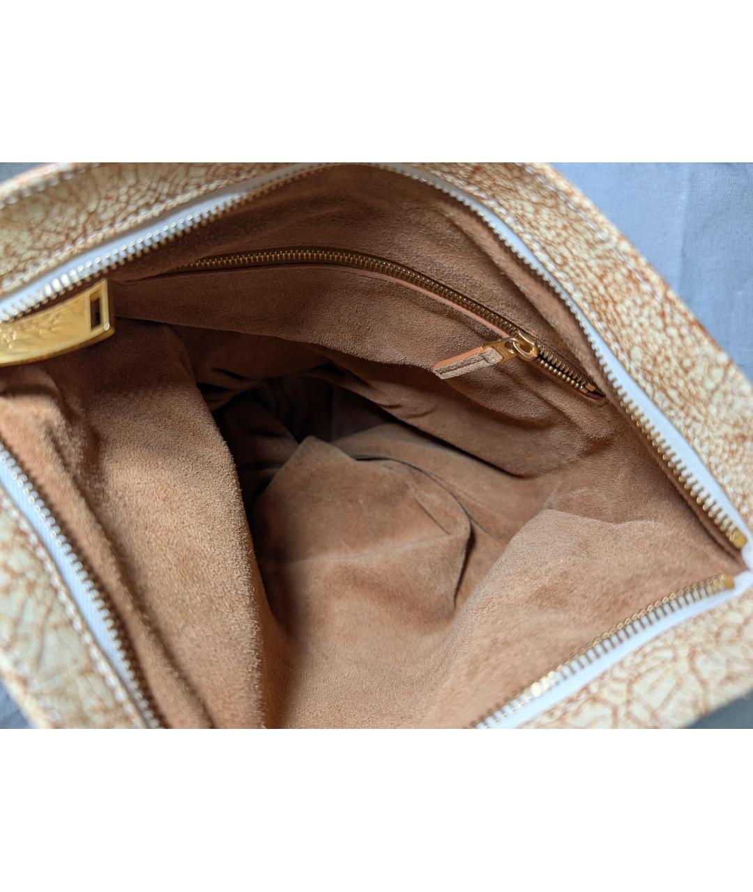 BOTTEGA VENETA Бежевая кожаная сумка с короткими ручками, фото 3