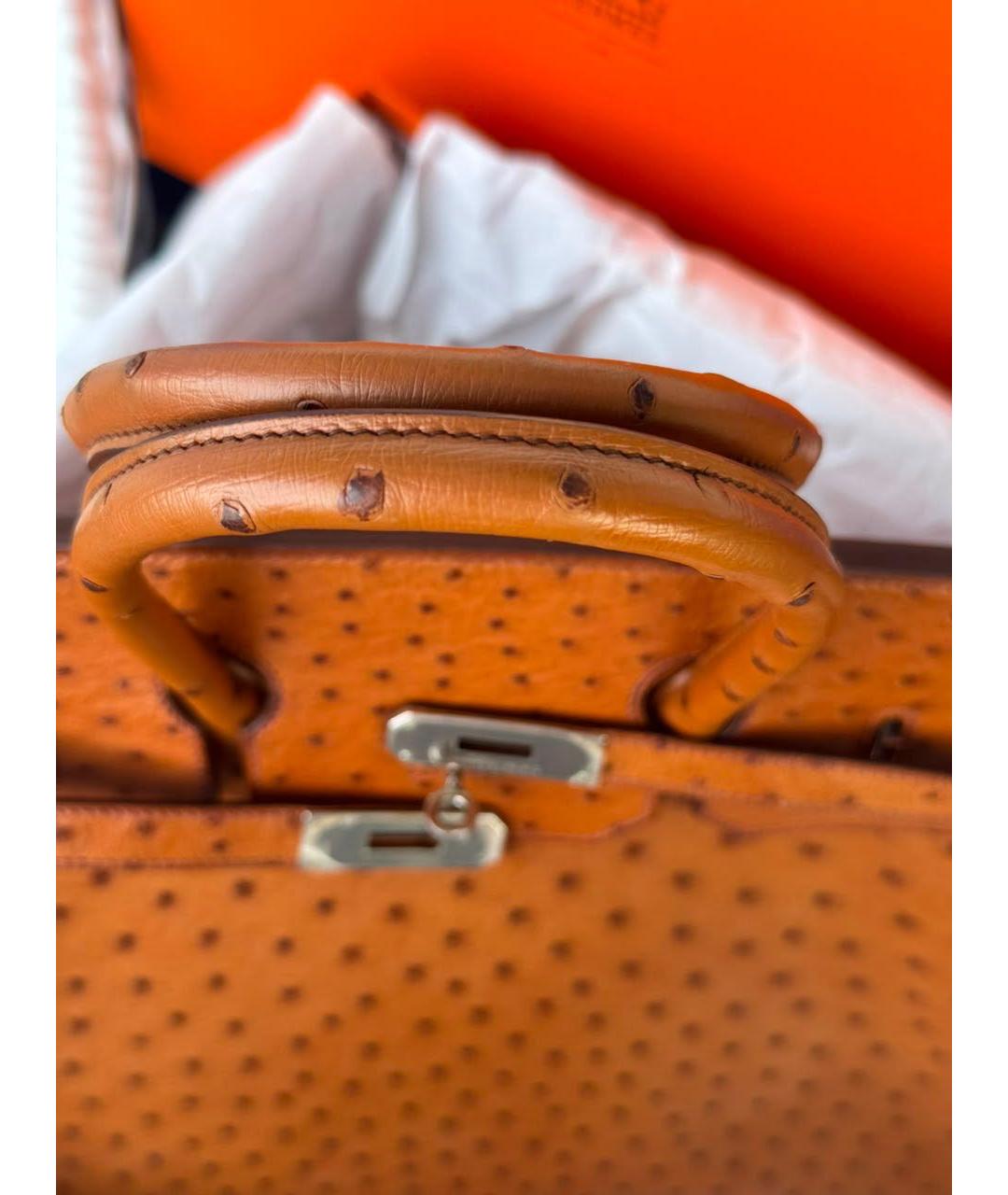 HERMES Коричневая сумка с короткими ручками из кожи страуса, фото 8