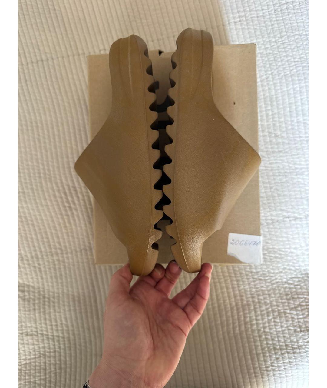 ADIDAS YEEZY Горчичные шлепанцы, фото 7