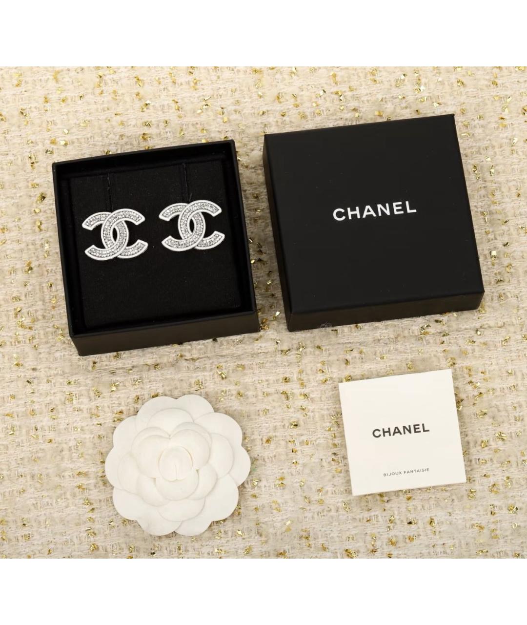 CHANEL Серебряные металлические серьги, фото 4