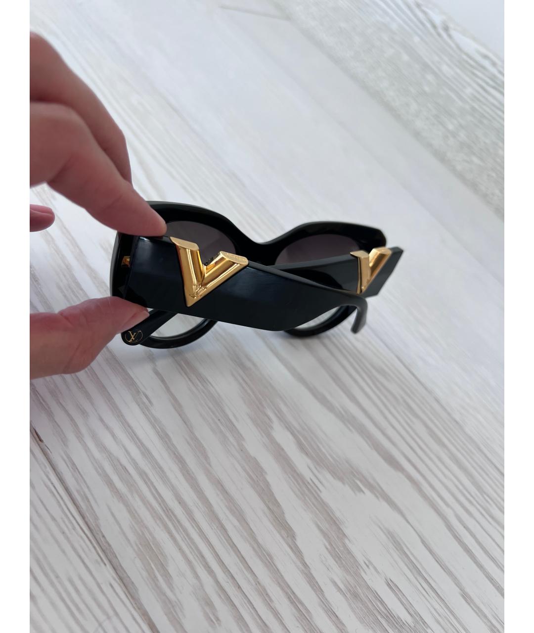LOUIS VUITTON Черные пластиковые солнцезащитные очки, фото 3