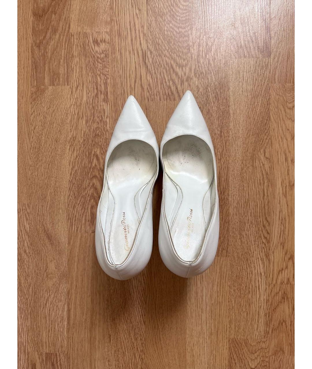 GIANVITO ROSSI Белые кожаные туфли, фото 3