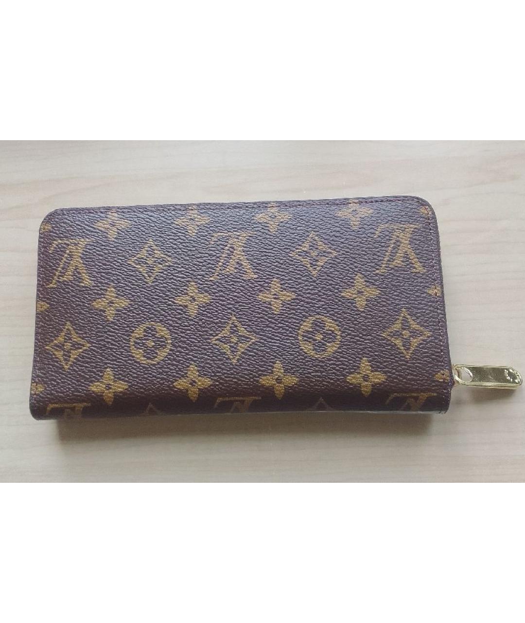 LOUIS VUITTON Коричневый кошелек, фото 2