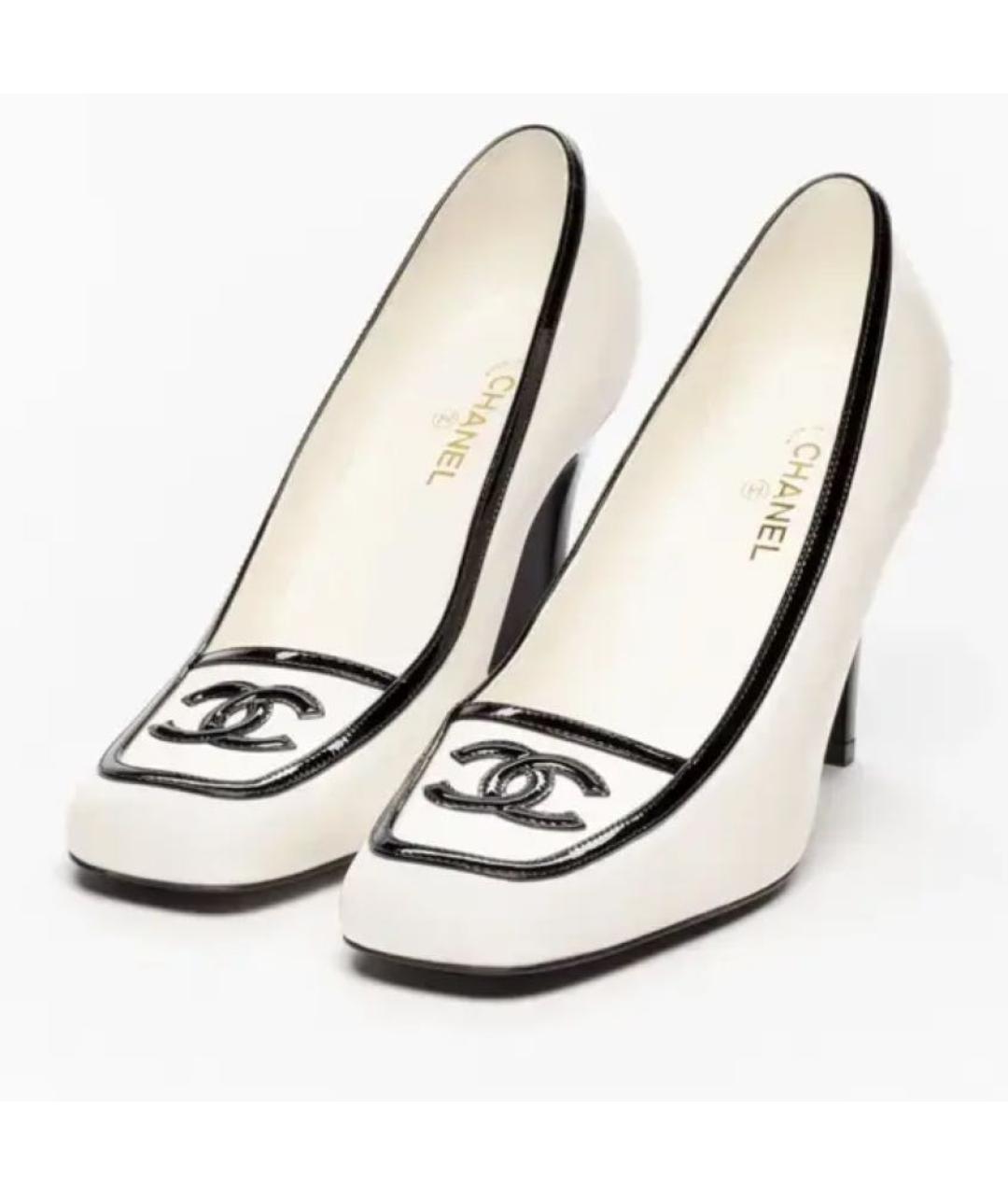 CHANEL Белые кожаные туфли, фото 2