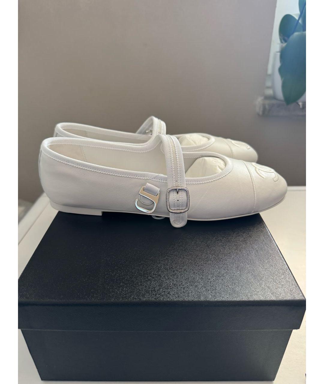 CHANEL Белые кожаные туфли, фото 5