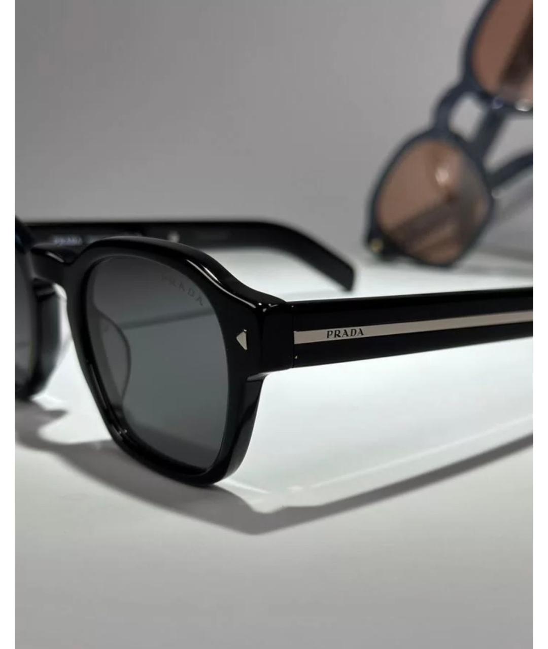 PRADA Черные пластиковые солнцезащитные очки, фото 3