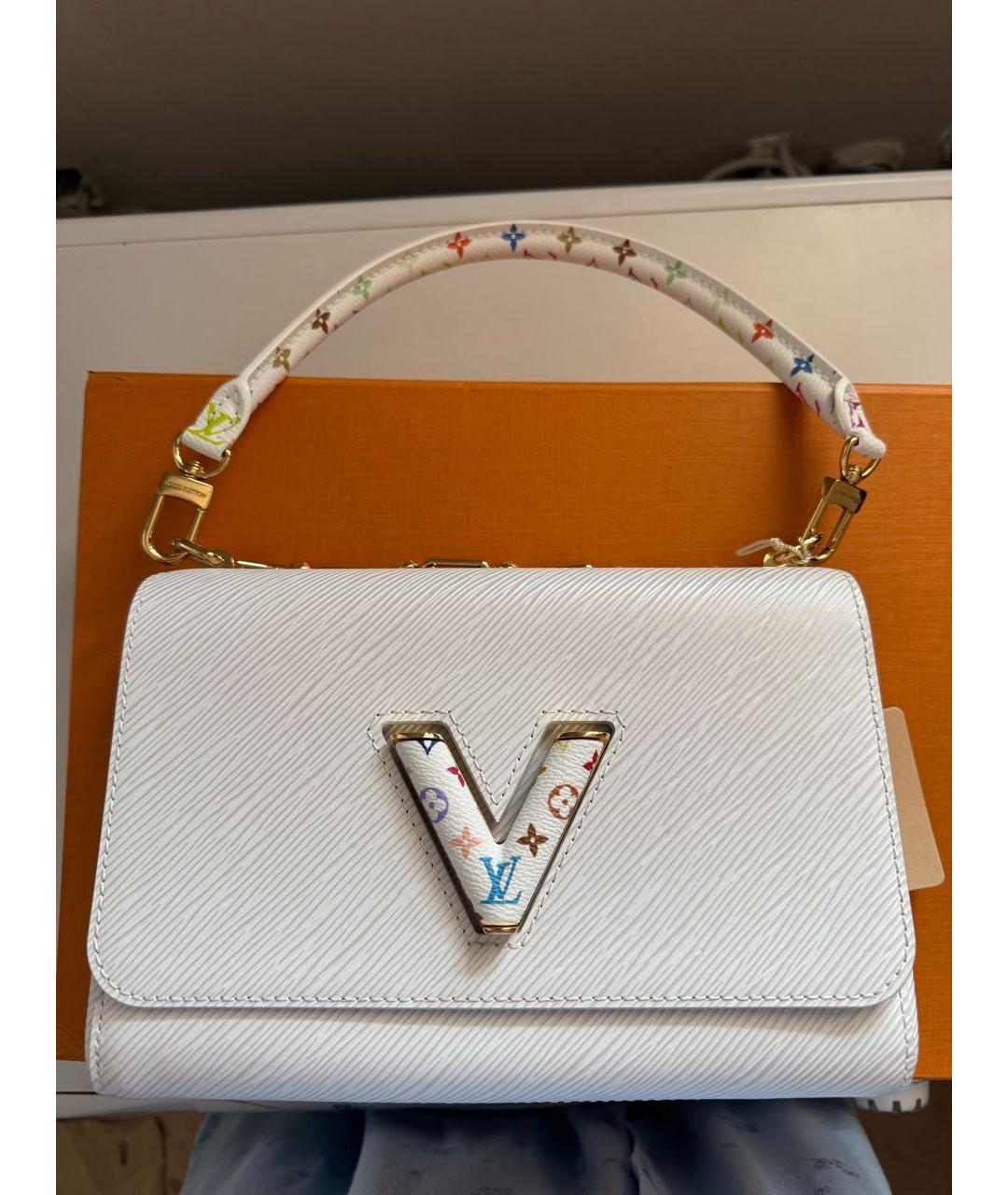 LOUIS VUITTON Белая кожаная сумка с короткими ручками, фото 9