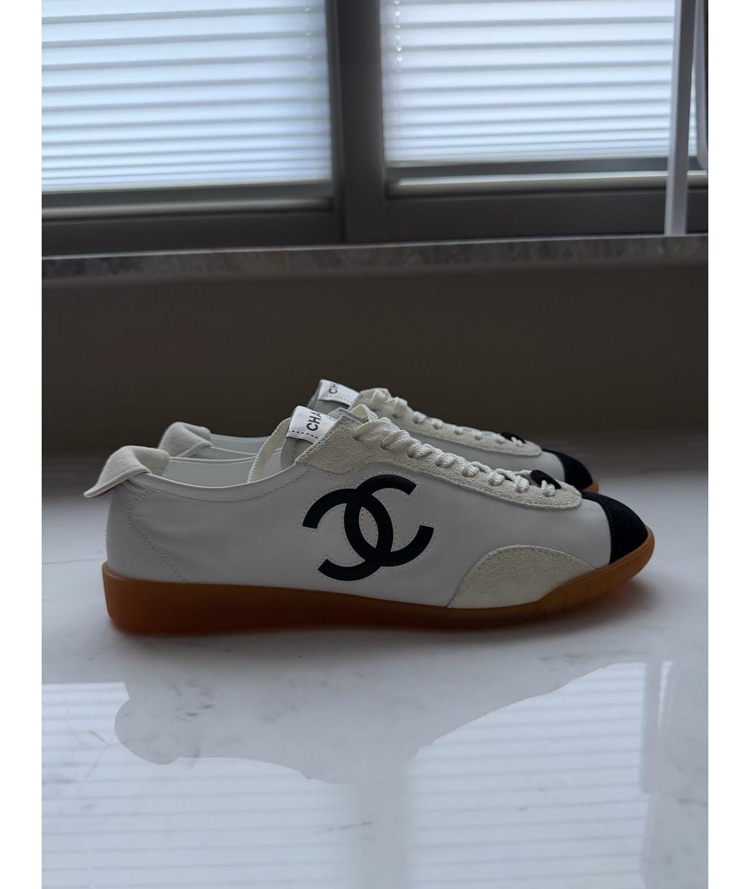 CHANEL Белые кожаные кеды, фото 4