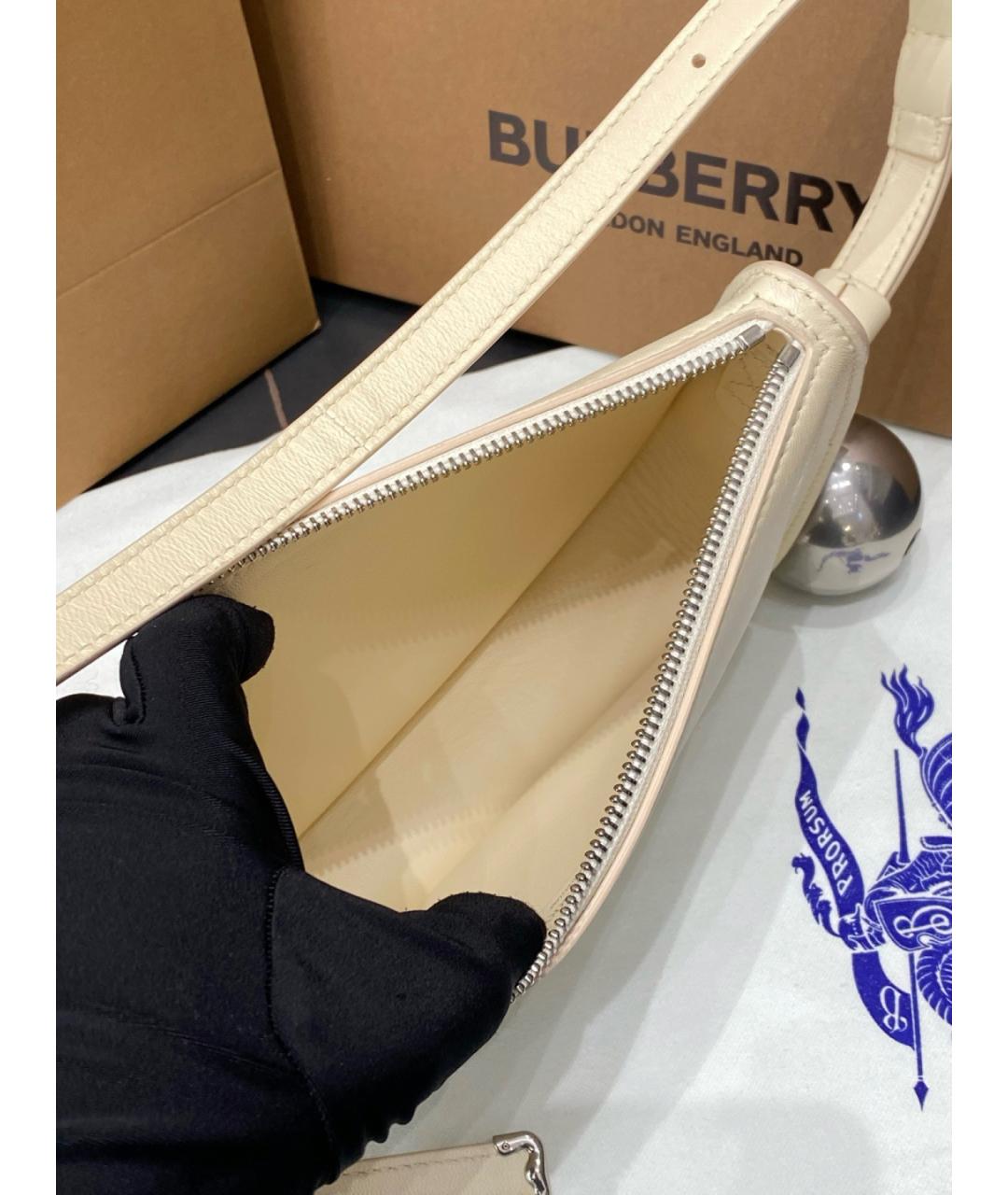 BURBERRY Белая кожаная сумка с короткими ручками, фото 6