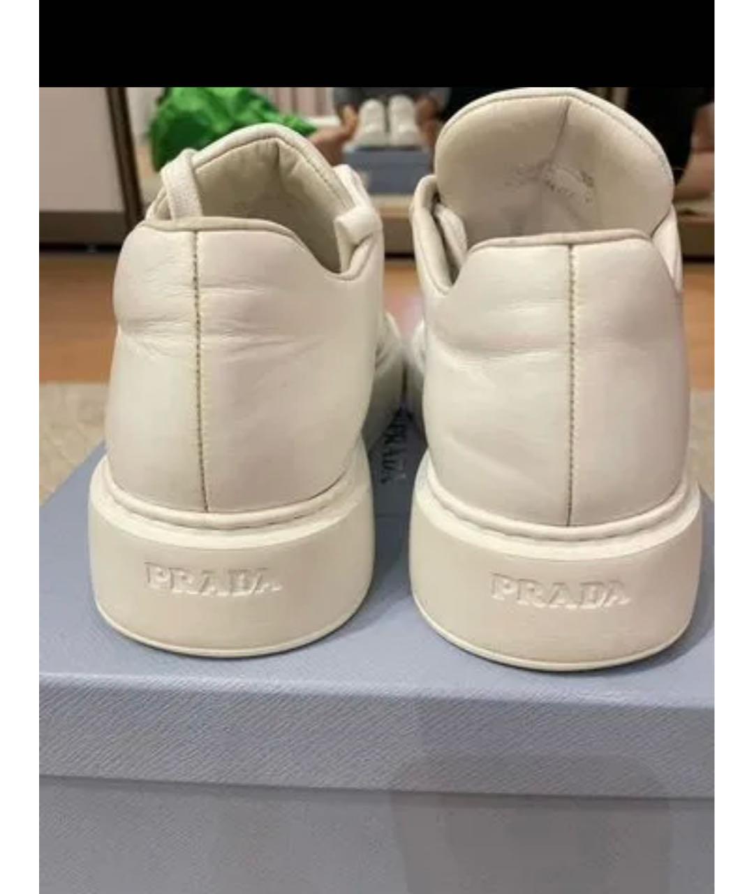 PRADA Белые кожаные кеды, фото 3