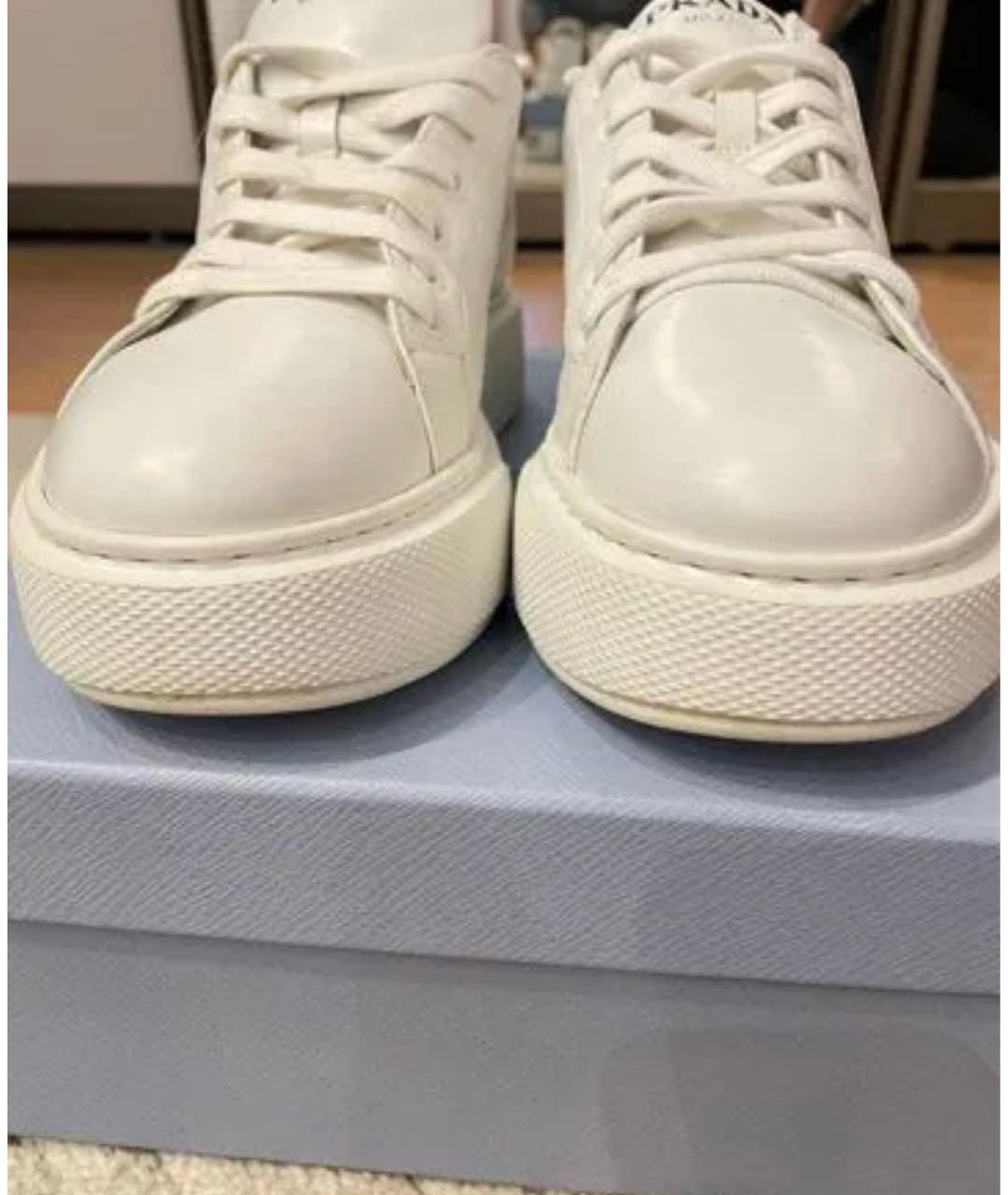 PRADA Белые кожаные кеды, фото 2