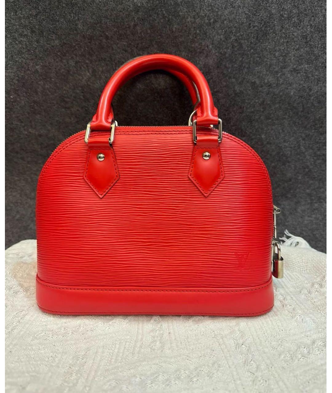 LOUIS VUITTON Красная кожаная сумка с короткими ручками, фото 3