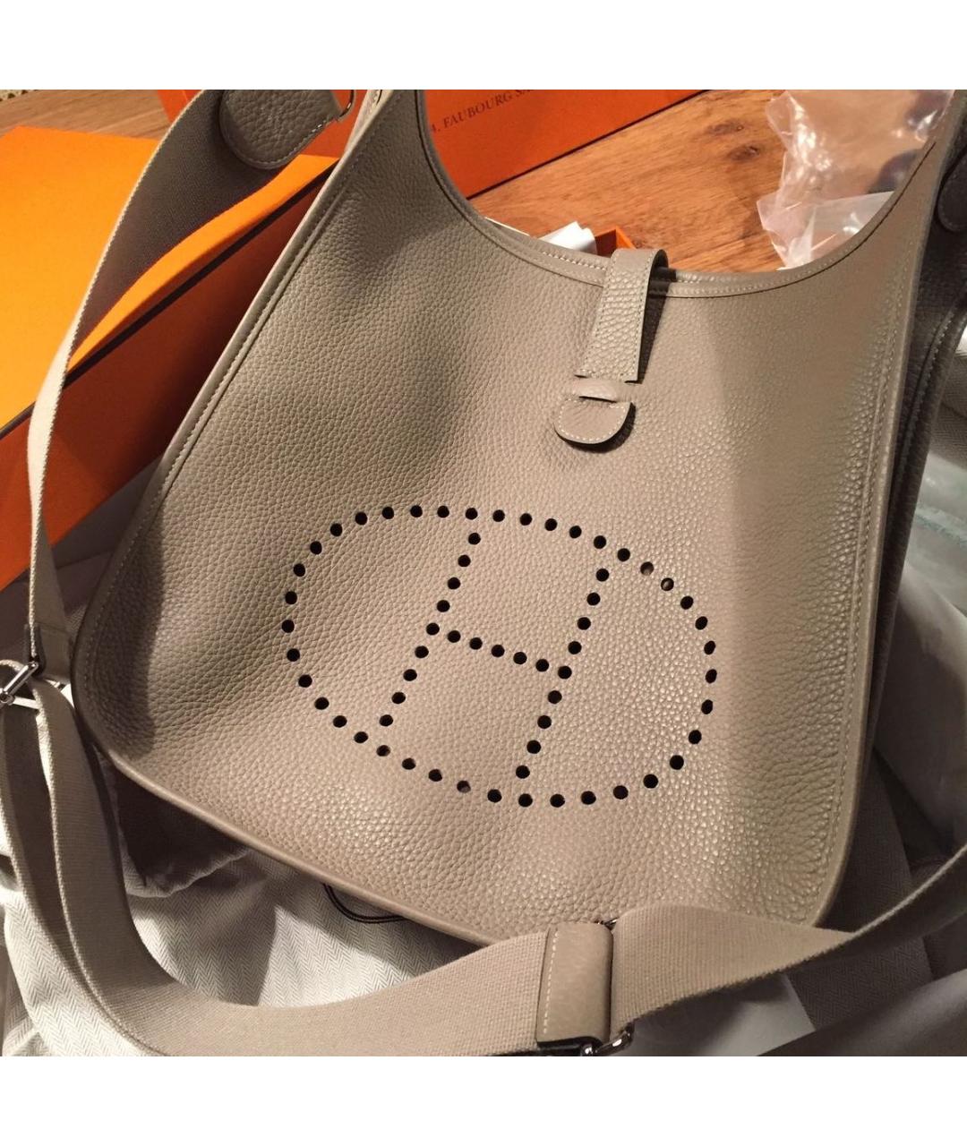 HERMES Бежевая кожаная сумка через плечо, фото 2