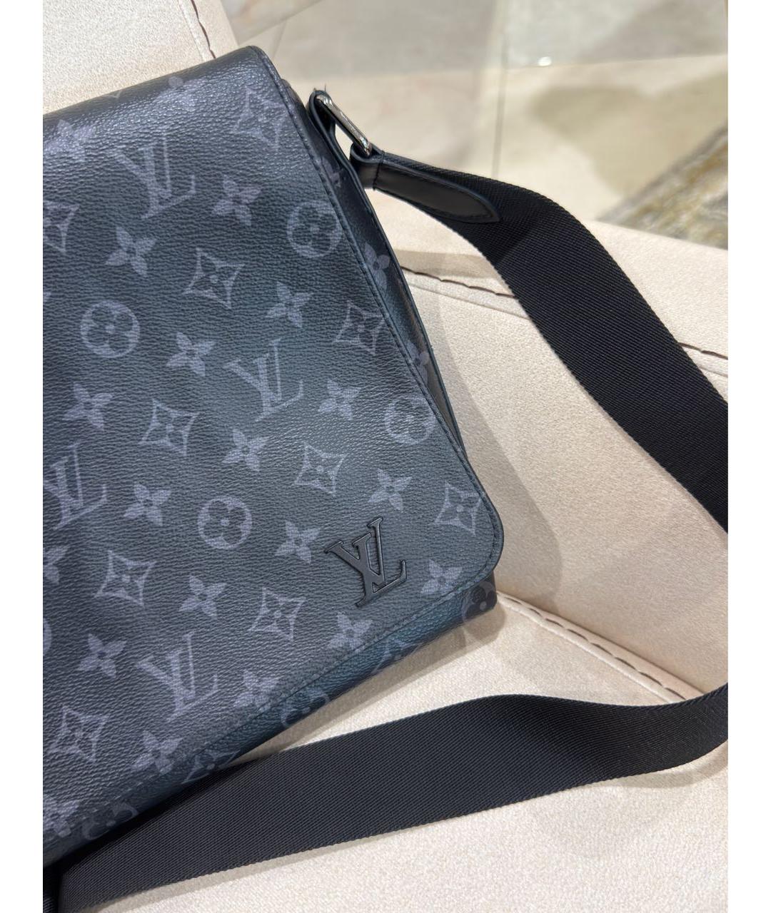LOUIS VUITTON Черная сумка на плечо из канвы, фото 4