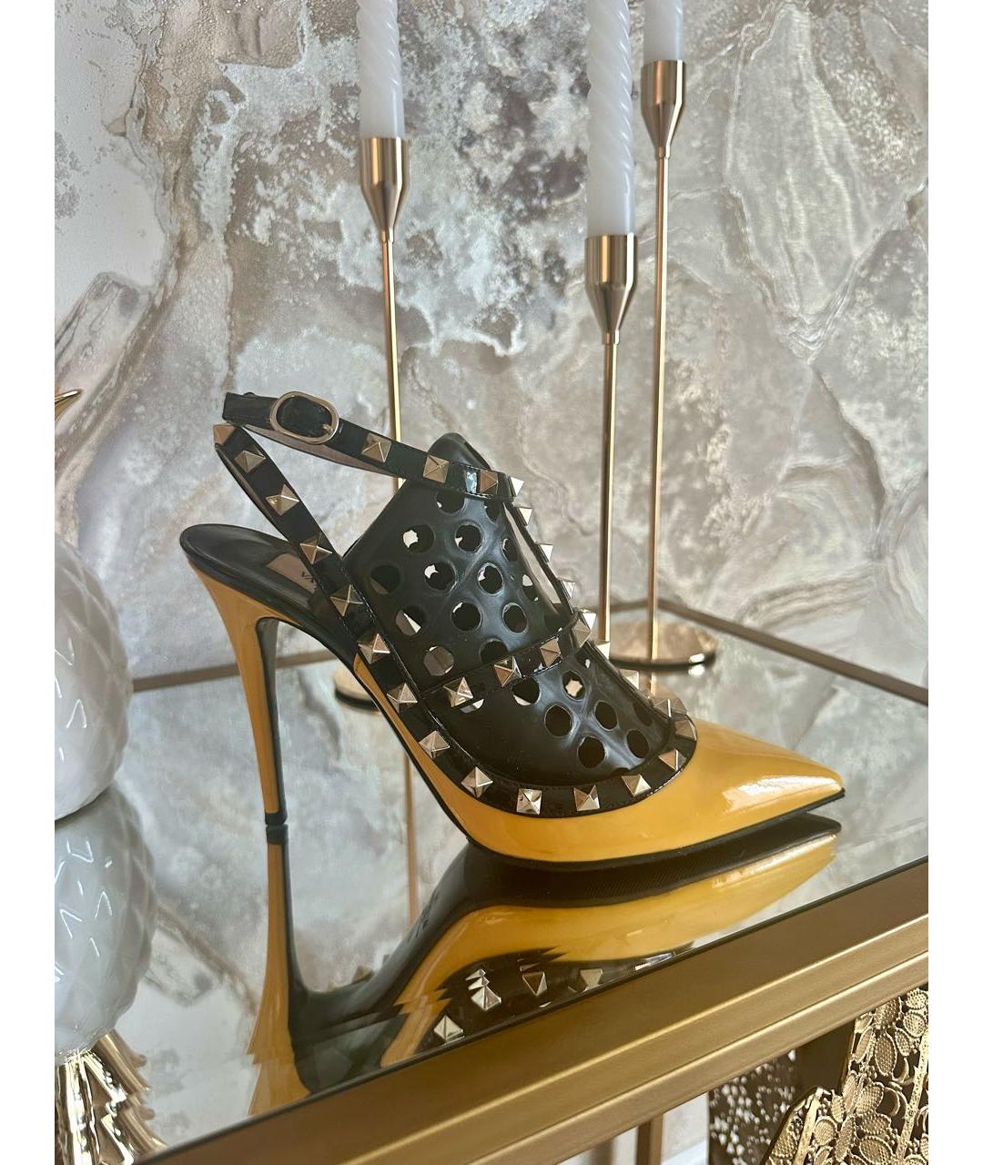 VALENTINO Желтые босоножки из лакированной кожи, фото 9