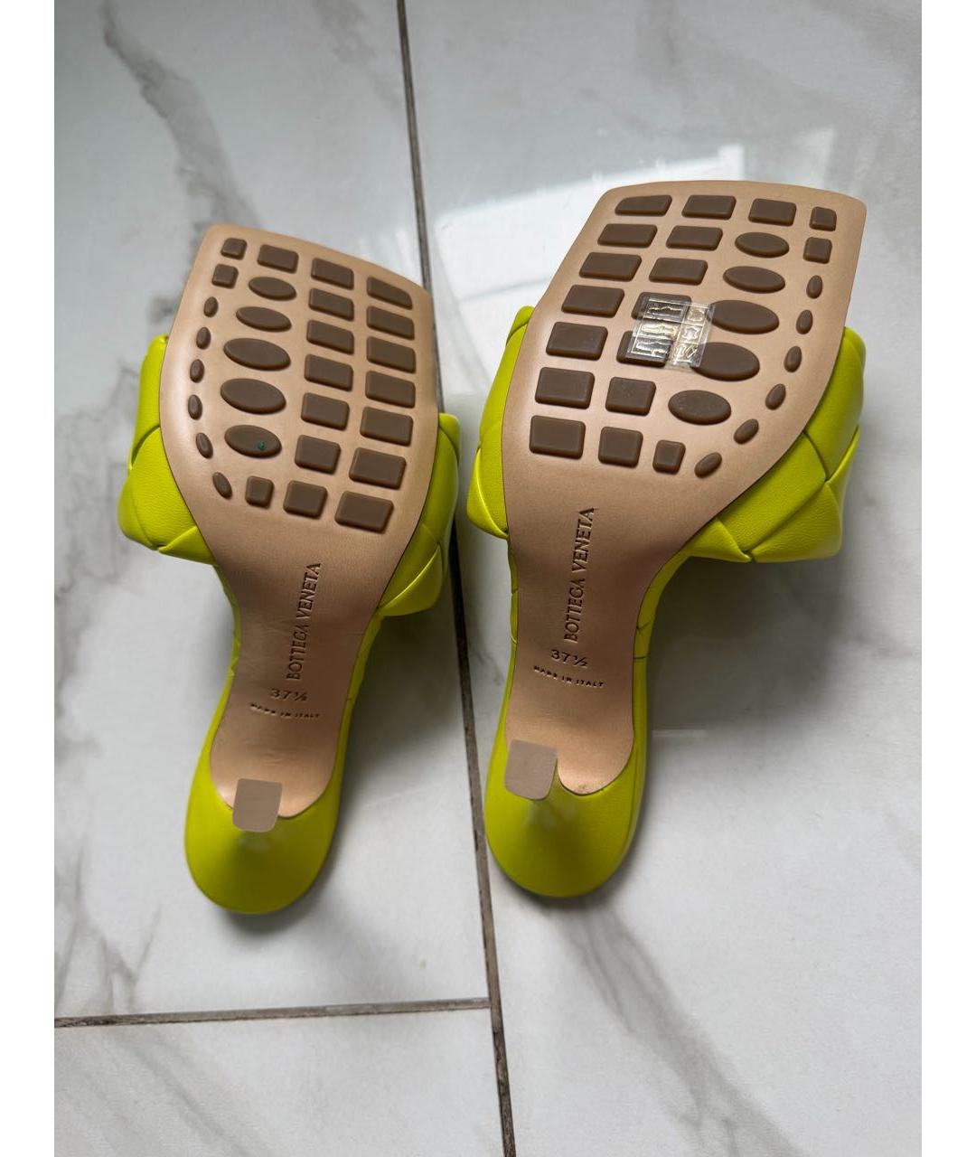 BOTTEGA VENETA Салатовые кожаные мюли, фото 6