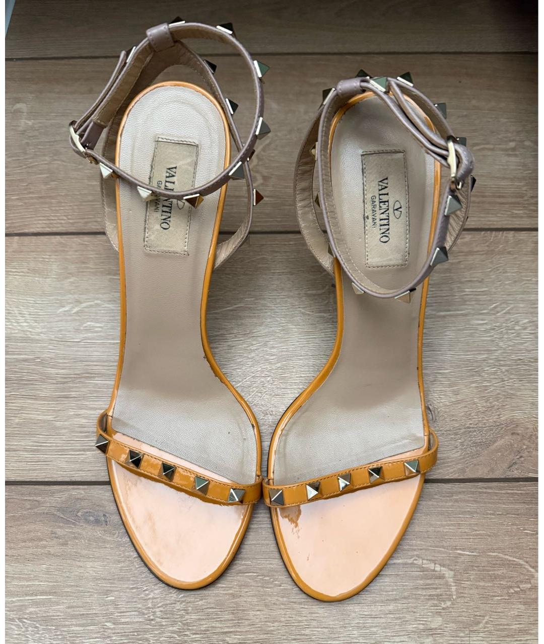 VALENTINO Оранжевые кожаные босоножки, фото 2
