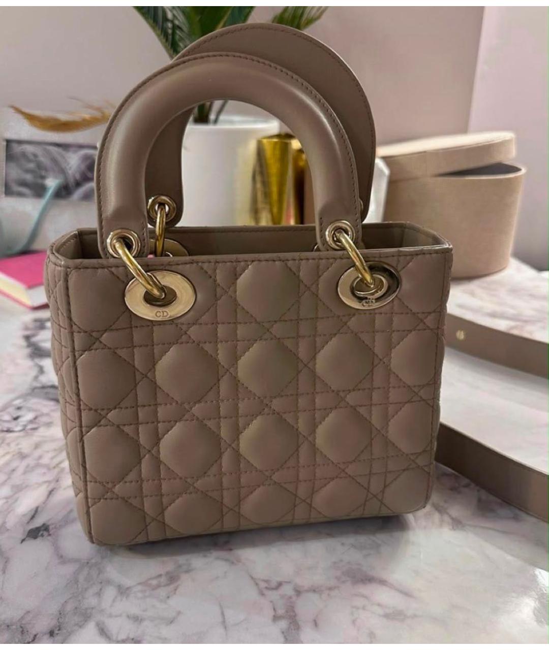 CHRISTIAN DIOR Бежевая кожаная сумка с короткими ручками, фото 3