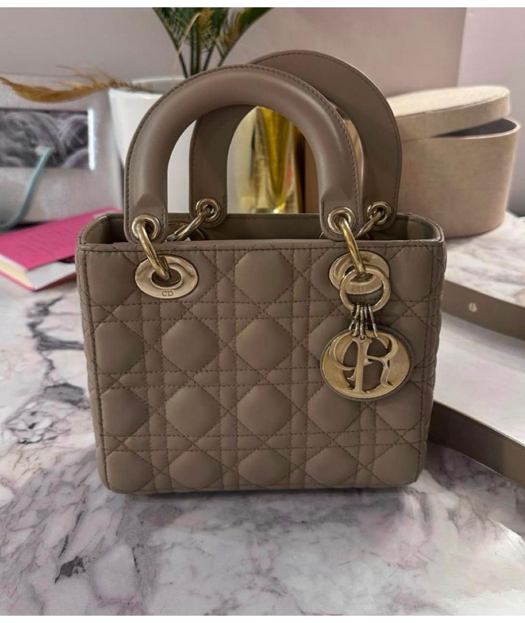 CHRISTIAN DIOR Бежевая кожаная сумка с короткими ручками, фото 8