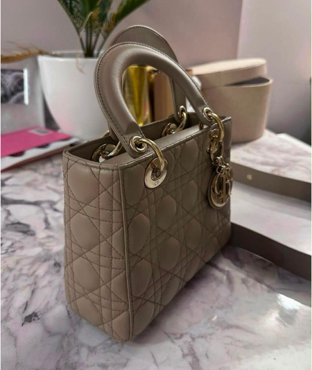 CHRISTIAN DIOR Бежевая кожаная сумка с короткими ручками, фото 2