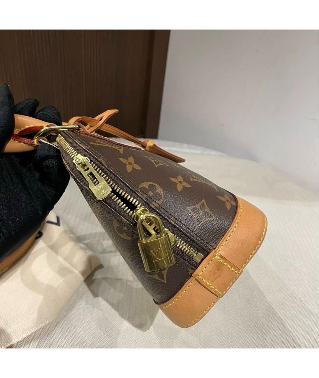 LOUIS VUITTON Коричневая сумка с короткими ручками из канвы, фото 3