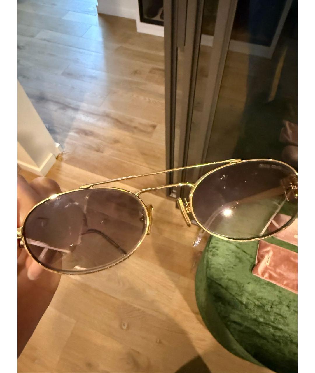 MIU MIU Золотые металлические солнцезащитные очки, фото 8