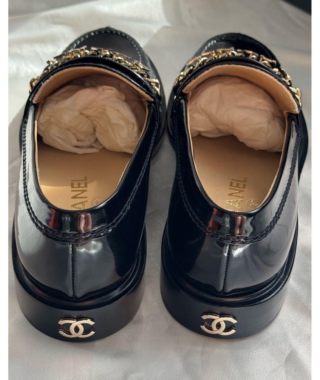 CHANEL Черные лоферы из лакированной кожи, фото 4