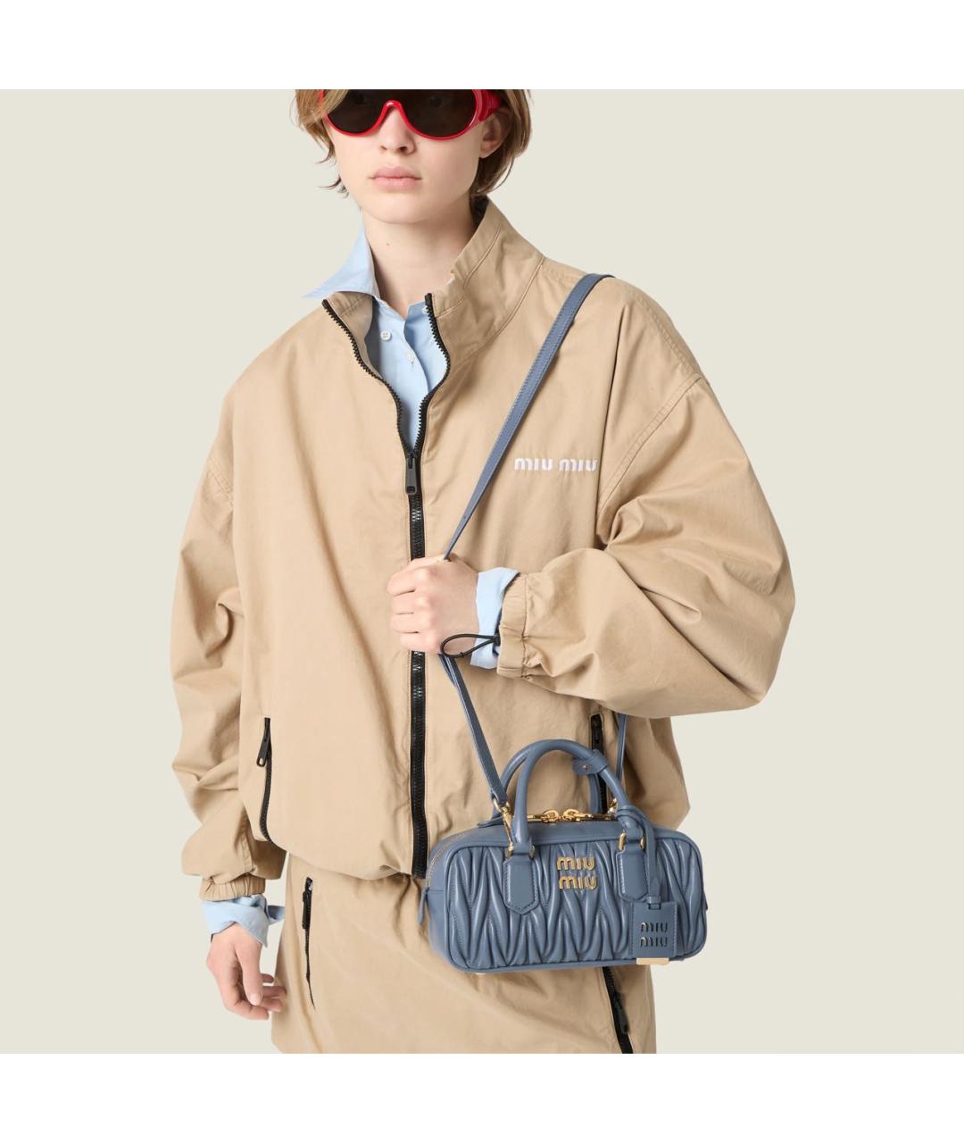 MIU MIU Голубая кожаная сумка с короткими ручками, фото 5