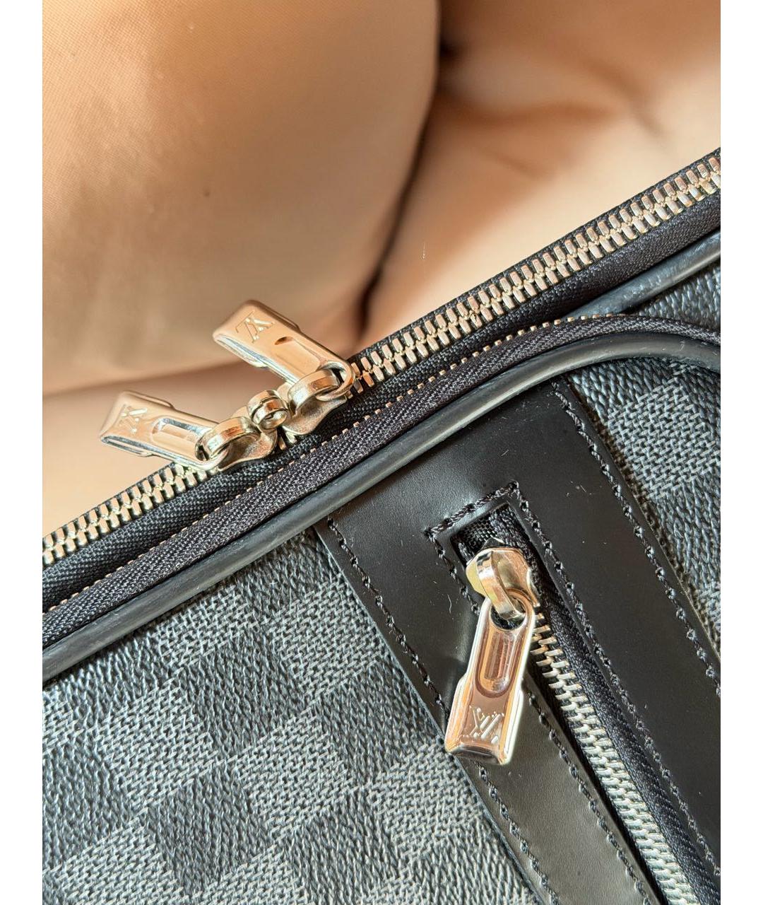 LOUIS VUITTON Серый чемодан из канвы, фото 5