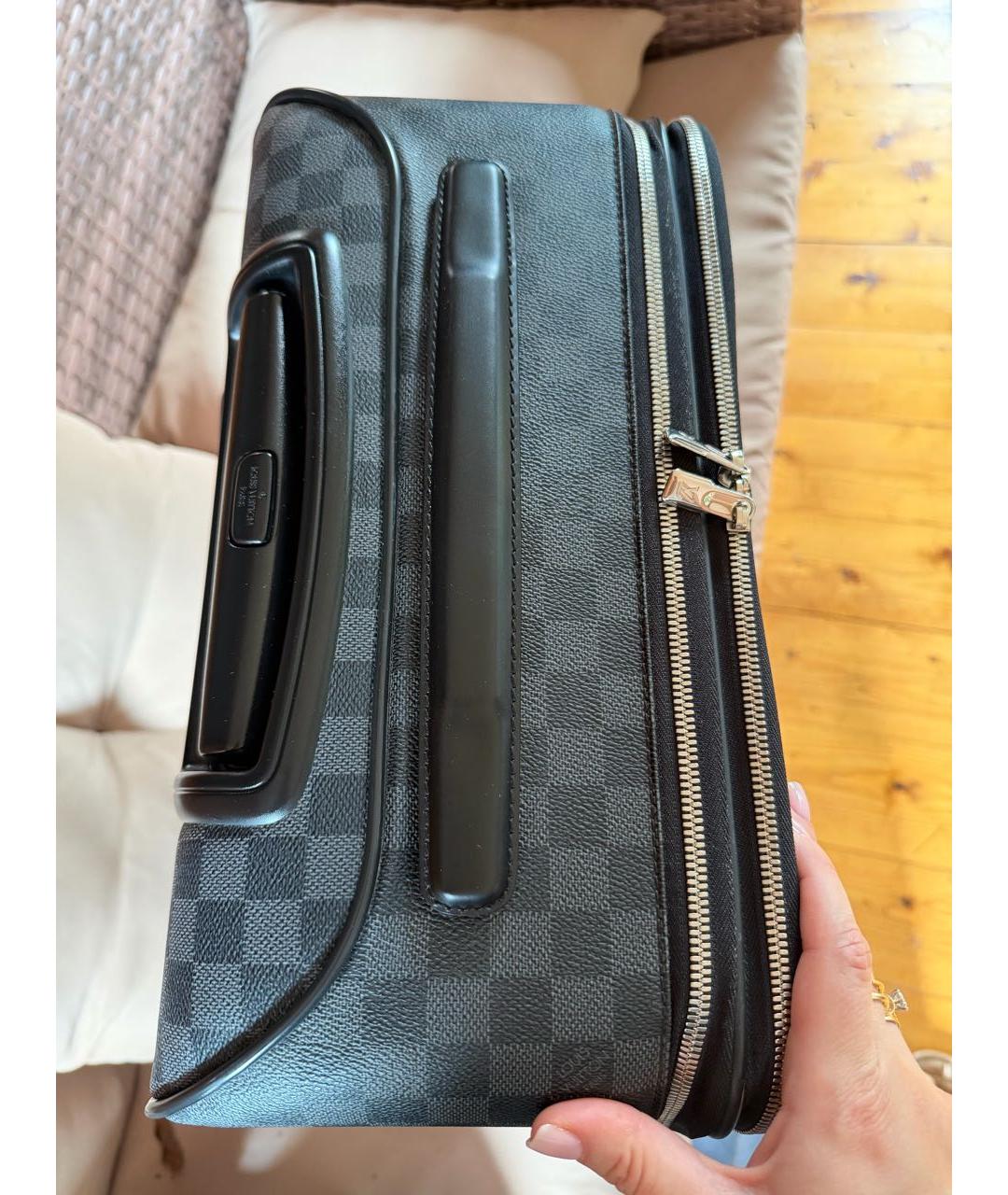LOUIS VUITTON Серый чемодан из канвы, фото 3