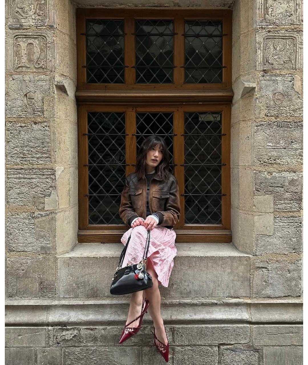 MIU MIU Коричневая кожаная куртка, фото 3