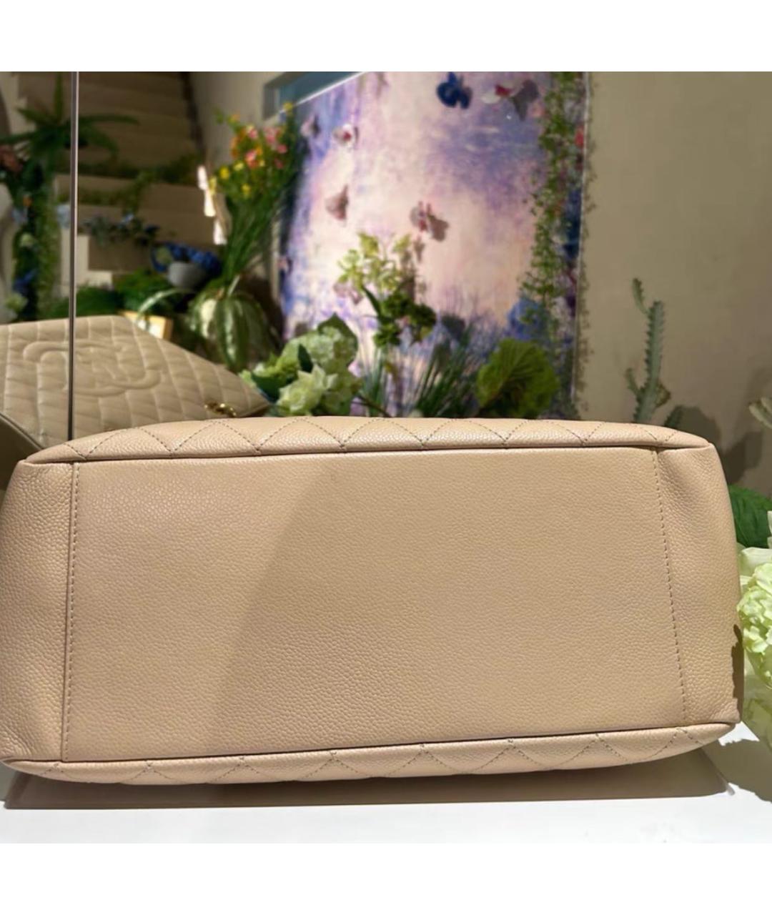 CHANEL Бежевая кожаная сумка тоут, фото 5