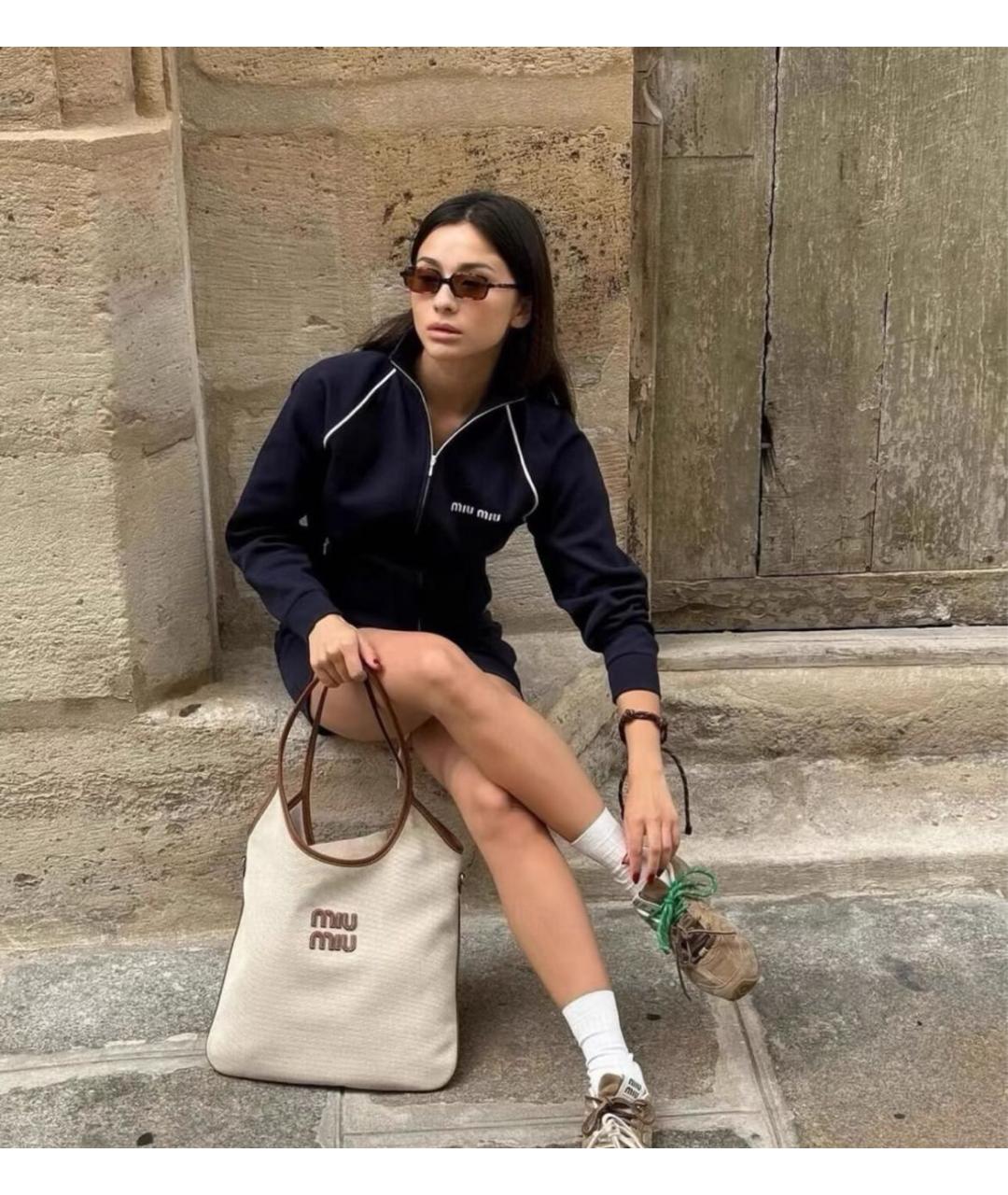MIU MIU Бежевая сумка тоут, фото 2