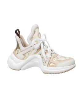 LOUIS VUITTON Кроссовки