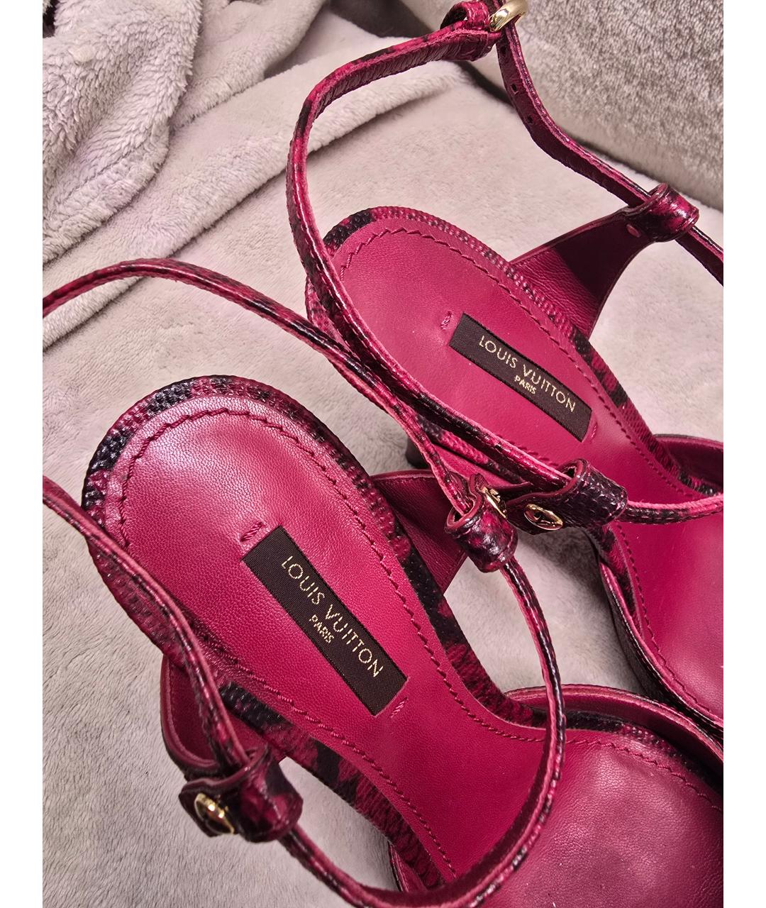 LOUIS VUITTON Бордовые босоножки из кожи ящерицы, фото 6