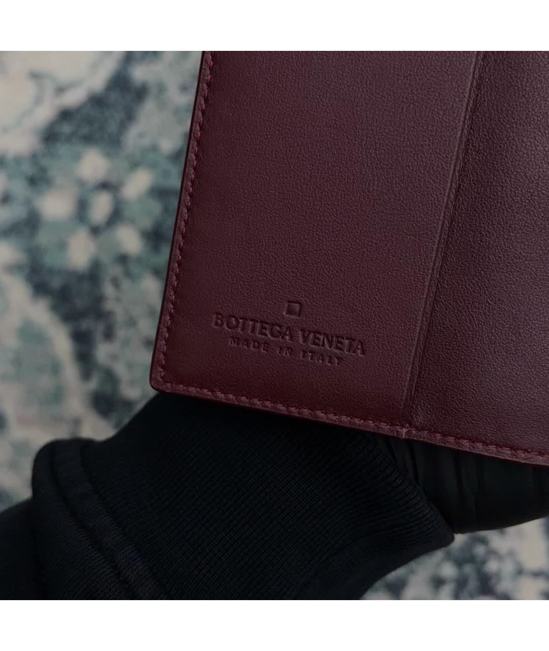 BOTTEGA VENETA Бордовый кожаный кардхолдер, фото 7