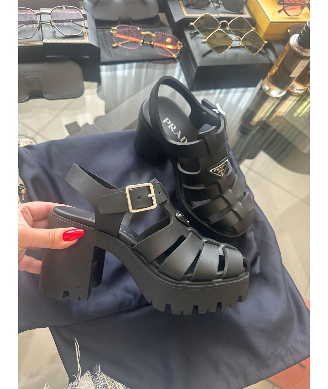 PRADA Черные босоножки, фото 7