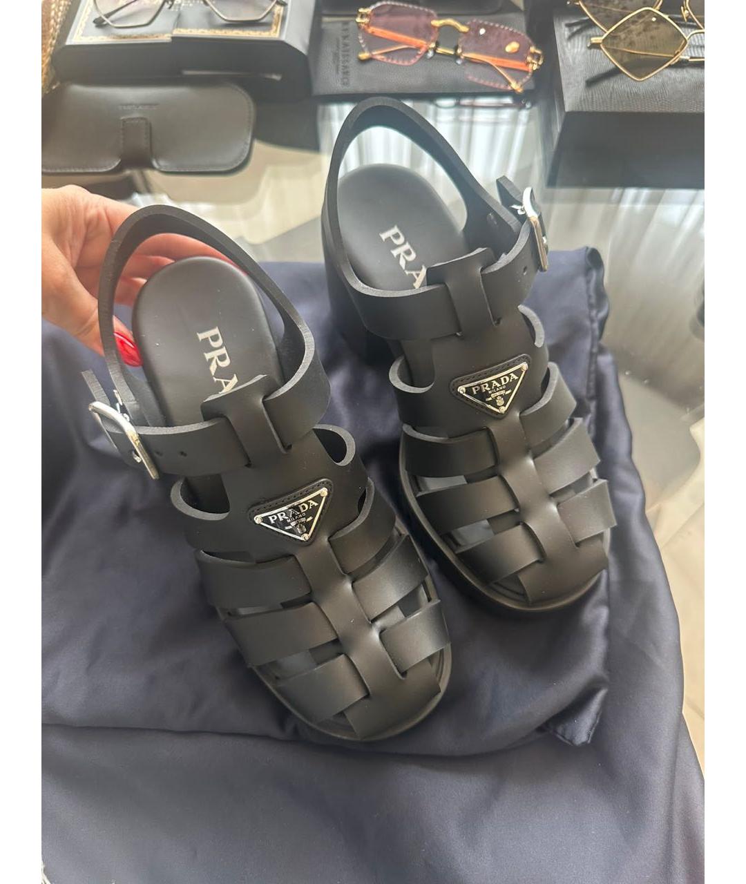 PRADA Черные босоножки, фото 3