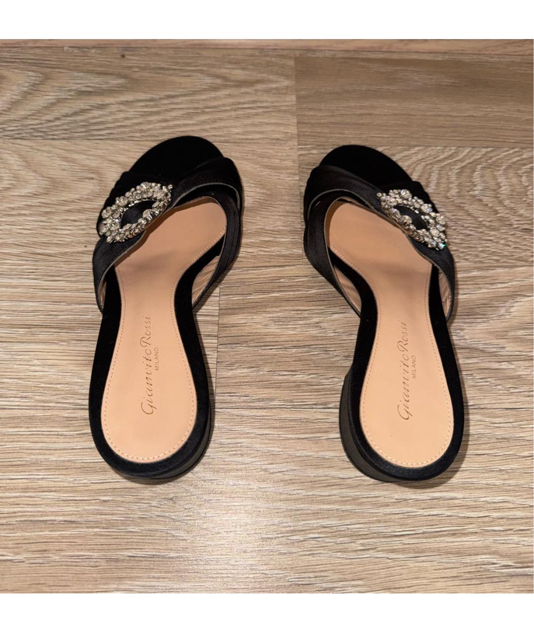 GIANVITO ROSSI Черные текстильные босоножки, фото 3