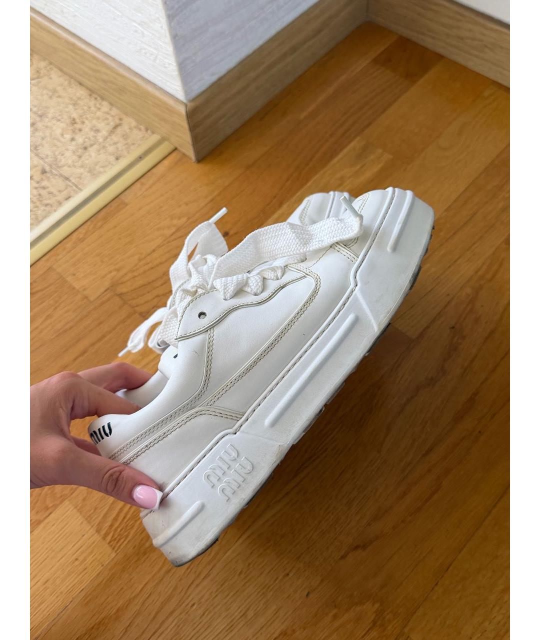 MIU MIU Белые кожаные кеды, фото 4