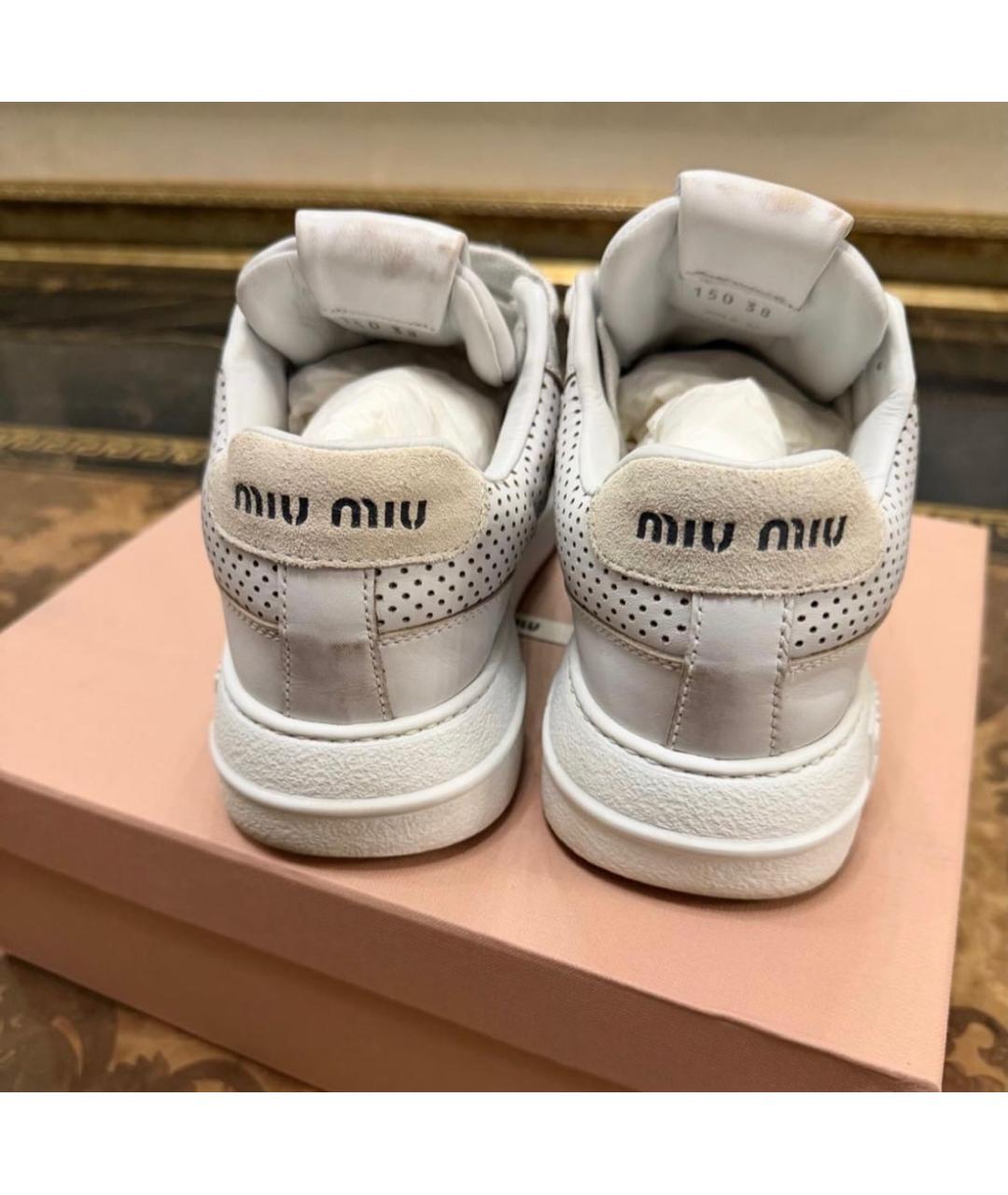 MIU MIU Бежевые кожаные кроссовки, фото 5