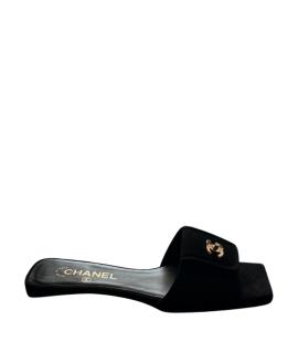 CHANEL Шлепанцы