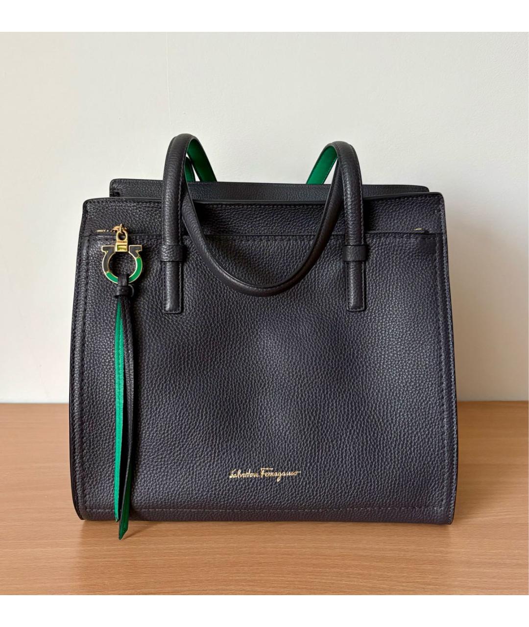 FERRAGAMO Антрацитовая кожаная сумка тоут, фото 4