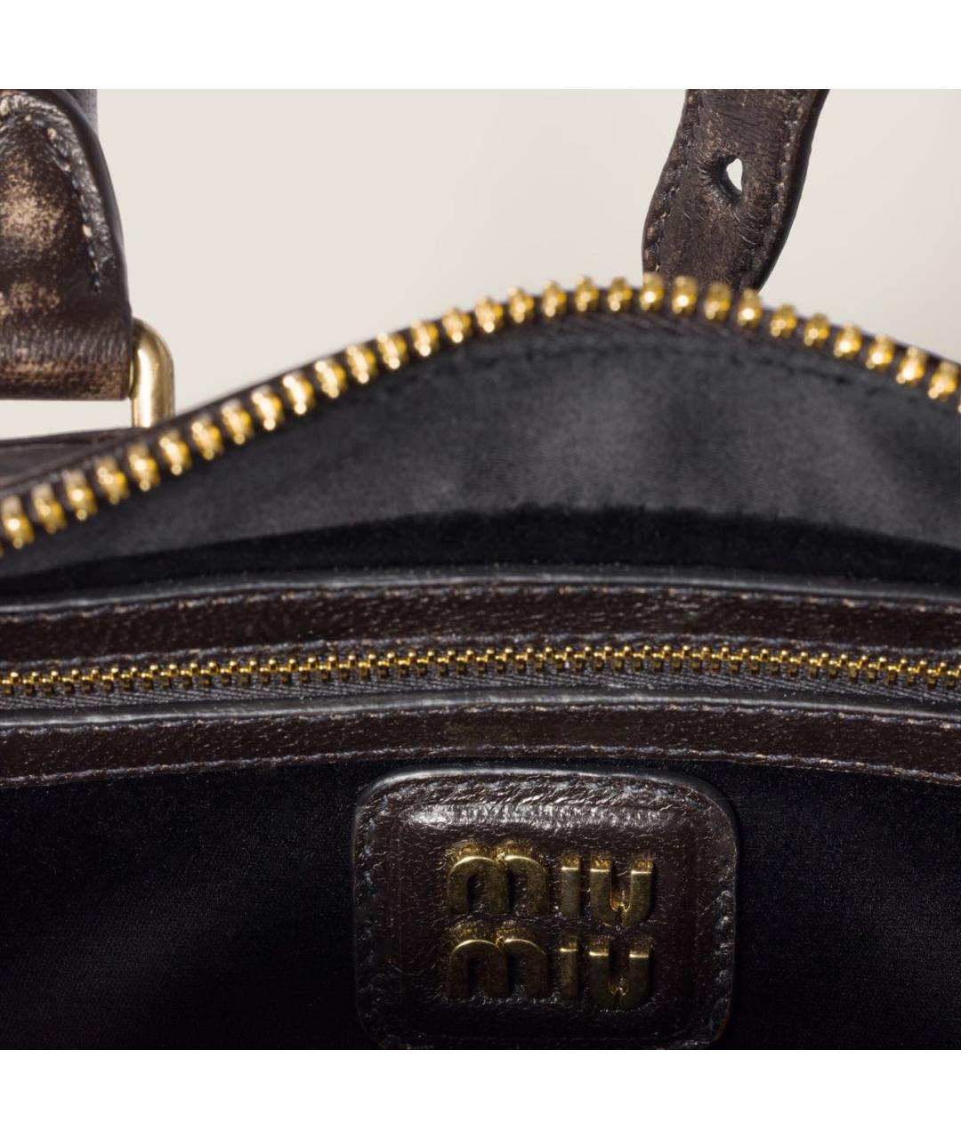 MIU MIU Коричневая кожаная сумка с короткими ручками, фото 6