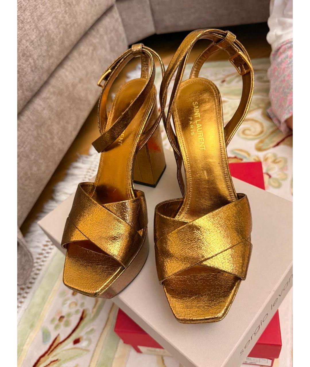 SAINT LAURENT Золотые кожаные босоножки, фото 2