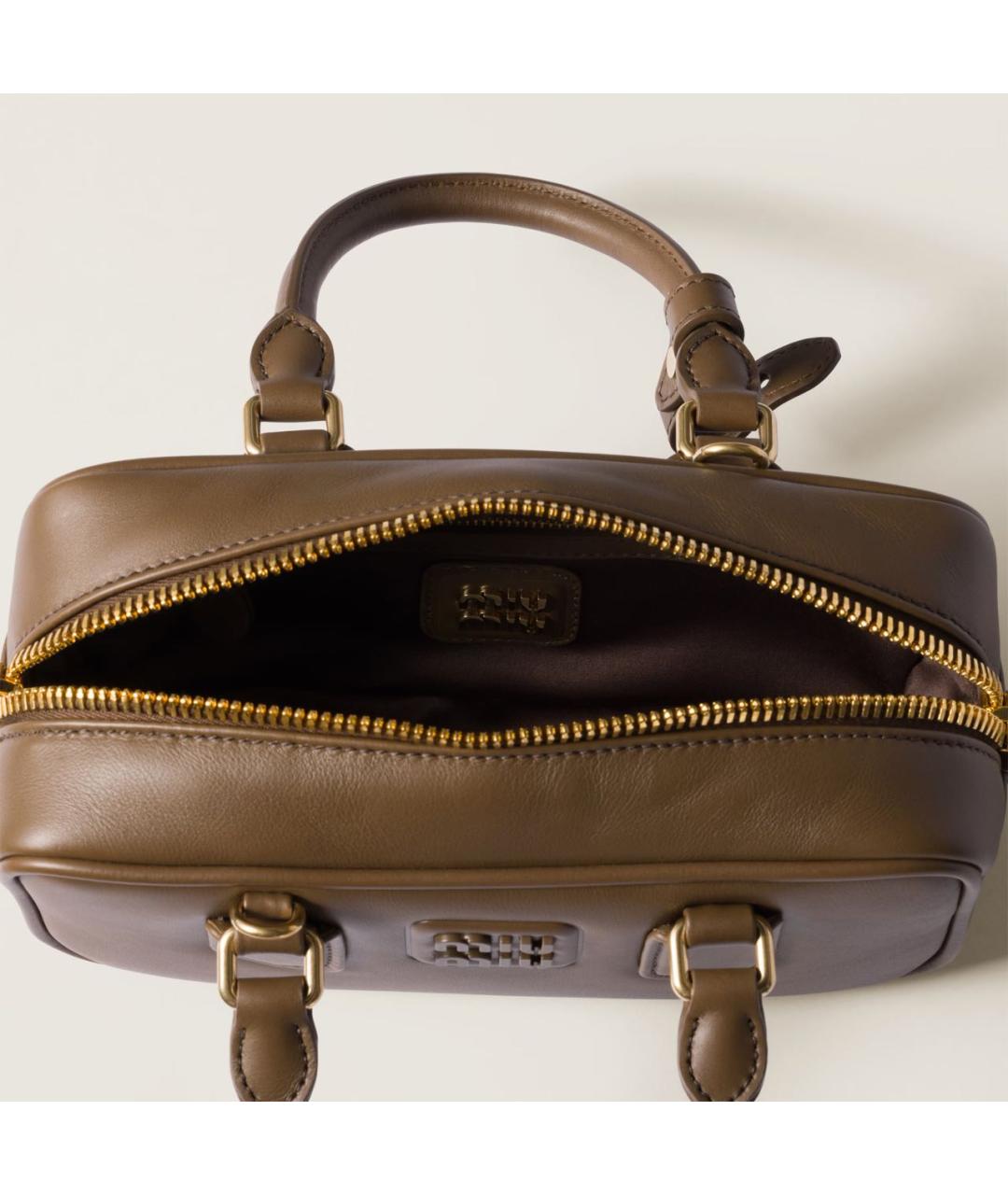 MIU MIU Коричневая кожаная сумка с короткими ручками, фото 4