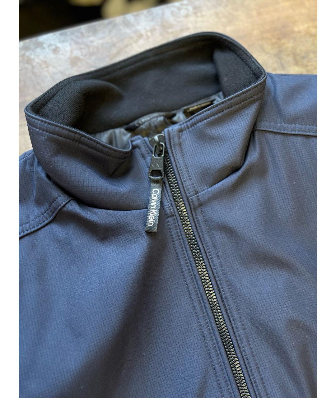 CALVIN KLEIN Темно-синяя полиэстеровая куртка, фото 5