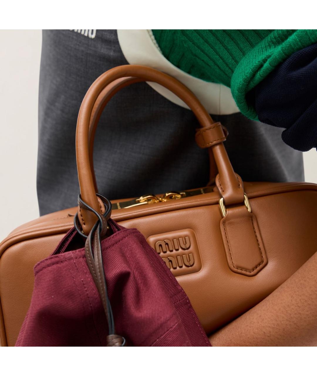 MIU MIU Коричневая кожаная сумка с короткими ручками, фото 8